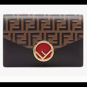 Fendi mini bag.. 8BS006 A6CAF13WB code